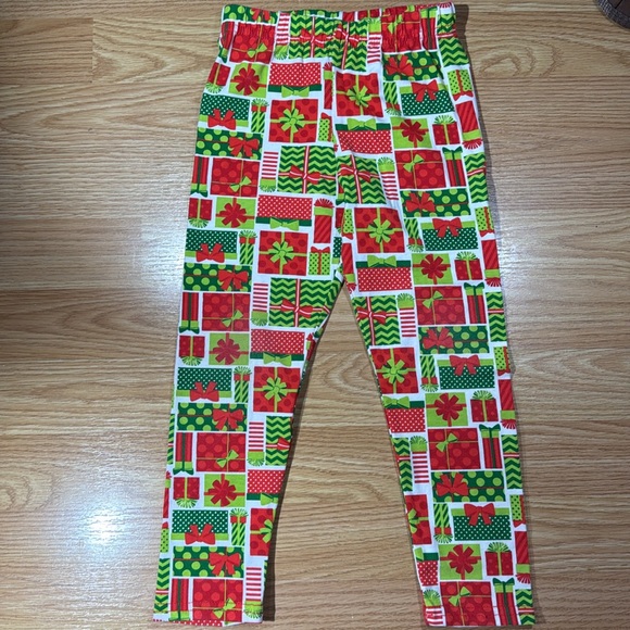 Like new 2 pc Emily Rose Christmas set with Christmas Tree Sz 4 - Picture 3 of 5